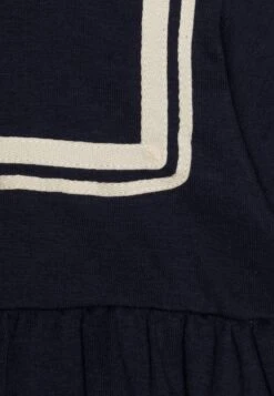 PETIT BATEAU Robe Smokin - Robe En Jersey - Smoking -Petit Bateau Soldes 3fe4d13abefd4f5b9524680c6af3157d