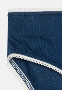 PETIT BATEAU Kids 3 Pack - Slip - White -Petit Bateau Soldes 815187a3c5044560bd555011ef24310f