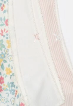 PETIT BATEAU 3 Pack - Shorty - White 9 PETIT BATEAU 3 Pack - Shorty - White -Petit Bateau Soldes 8f127be525ea4912bc2fca31b32994ea